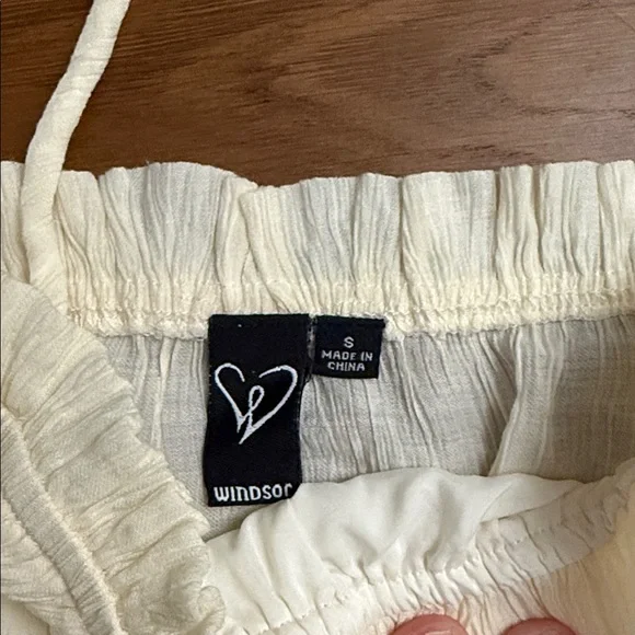 EVERYTHING $10: Windsor Ivory Ruffle Tank Top and Skirt Matching Set - Picture 2 of 7